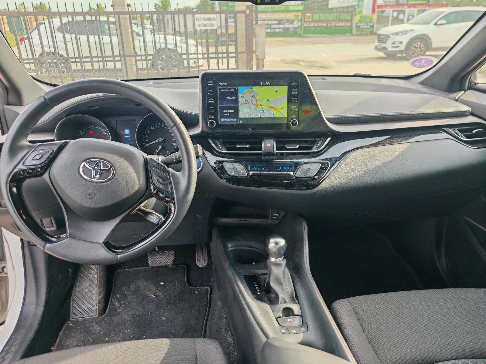 Toyota C-HR 1.8 hybrid , снимка 11 - Автомобили и джипове - 54766539