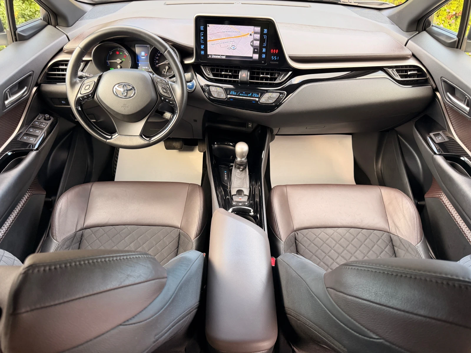 Toyota C-HR 1.8HYBRID-LED-KEYLESS-НАВИ-КОЖА-ПОДГРЕВ-КАМЕРА-FUL, снимка 14 - Автомобили и джипове - 54782709