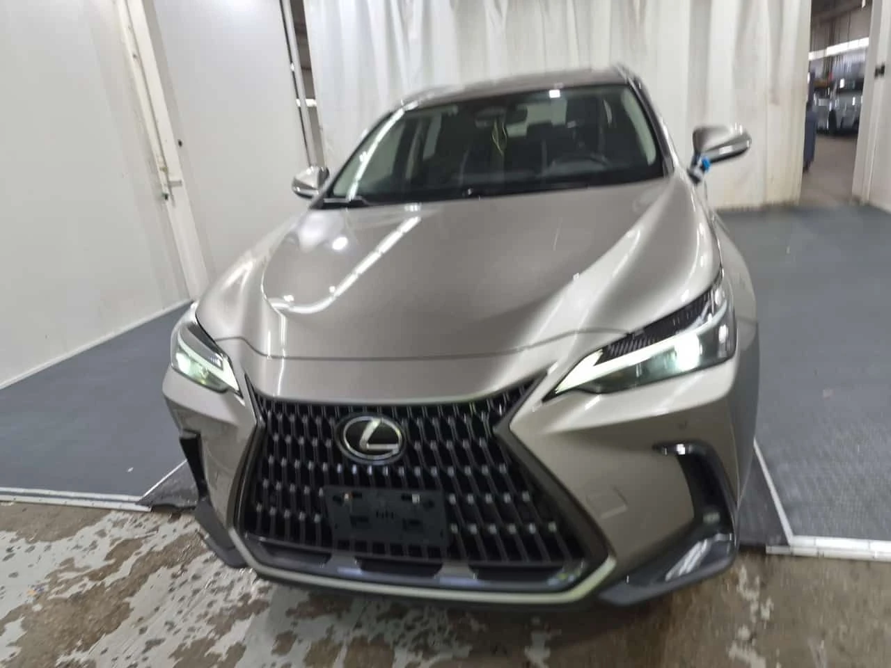 Lexus NX 350h  * CARFAX * ����� �� ����������� | Mobile.bg � ����������� 17