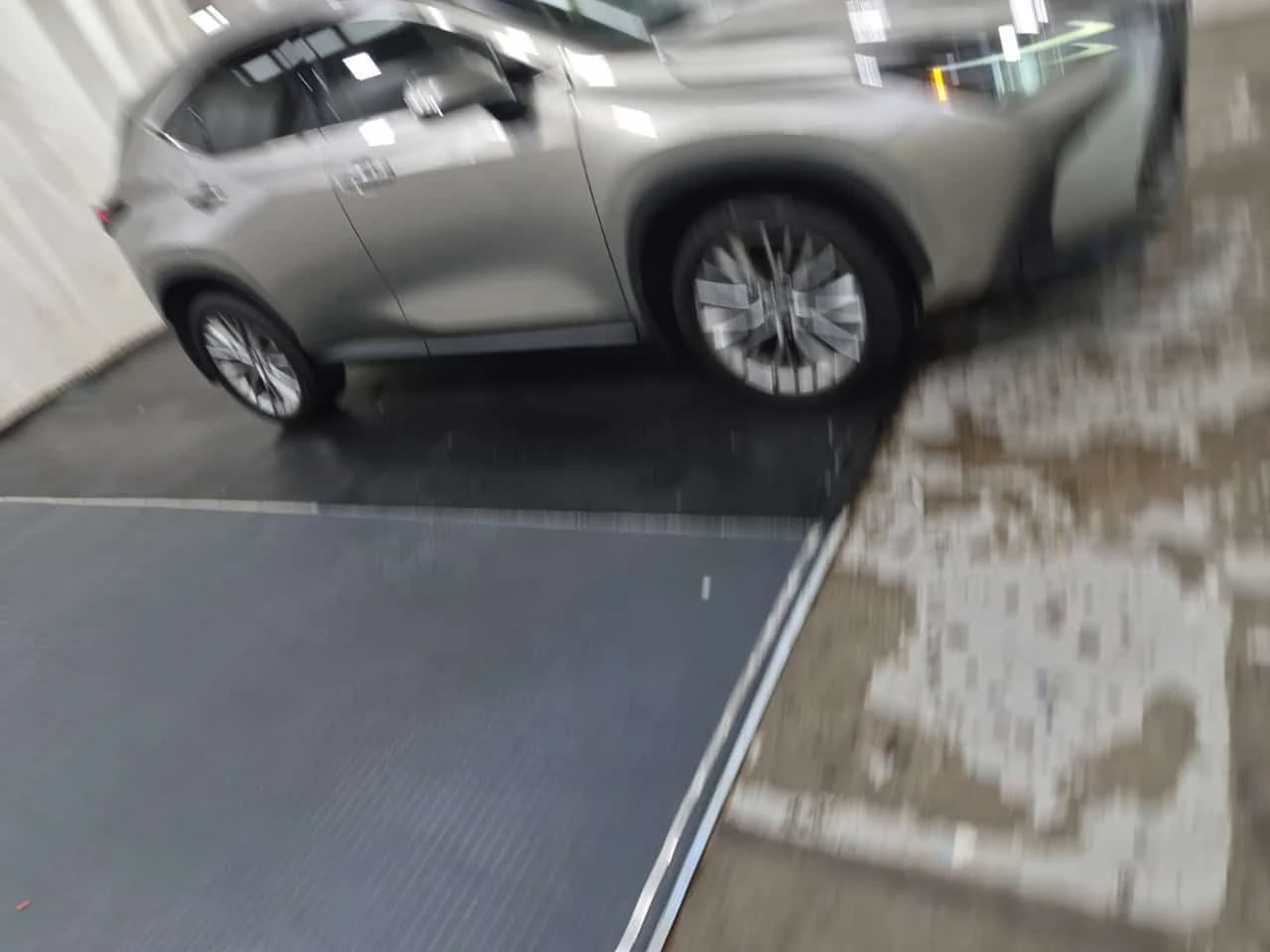 Lexus NX 350h  * CARFAX * ����� �� ����������� | Mobile.bg � ����������� 2