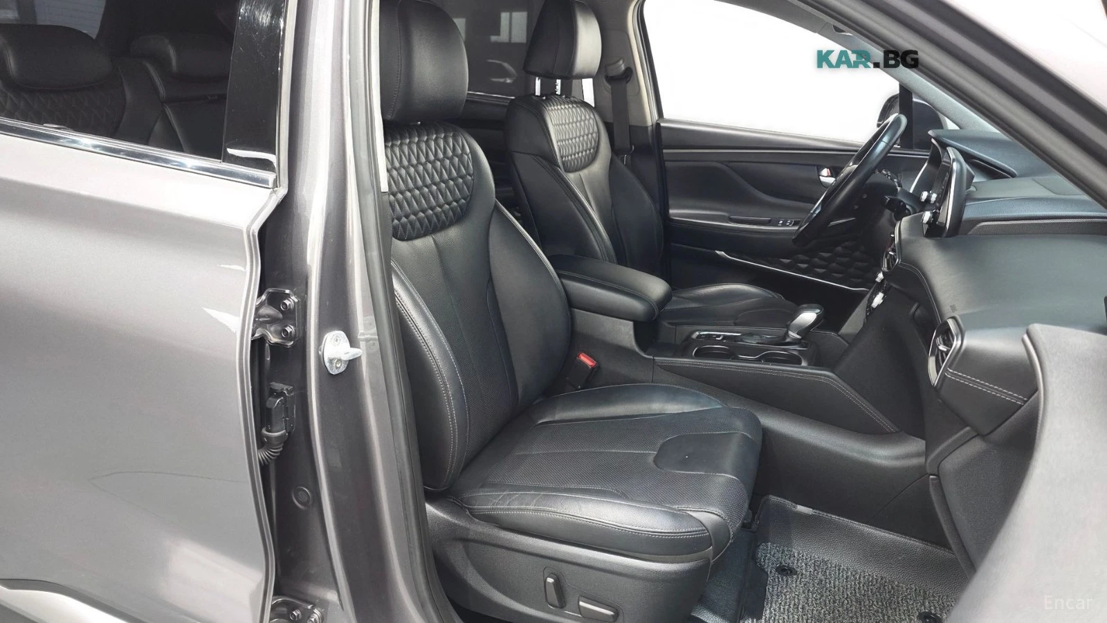 Hyundai Santa fe 2.2D* 4x4* КОЖА* ОБДУХВ* НАВИ* 360, снимка 9 - Автомобили и джипове - 56086747