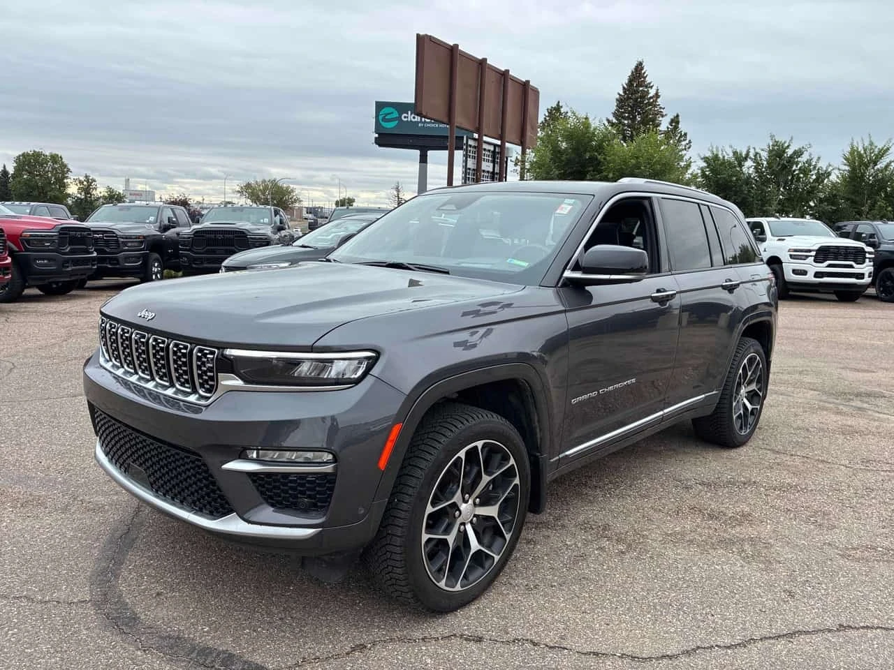 Jeep Grand cherokee Summit Reserve| HUD| ОБДУХ| 360| ПАМЕТ| 