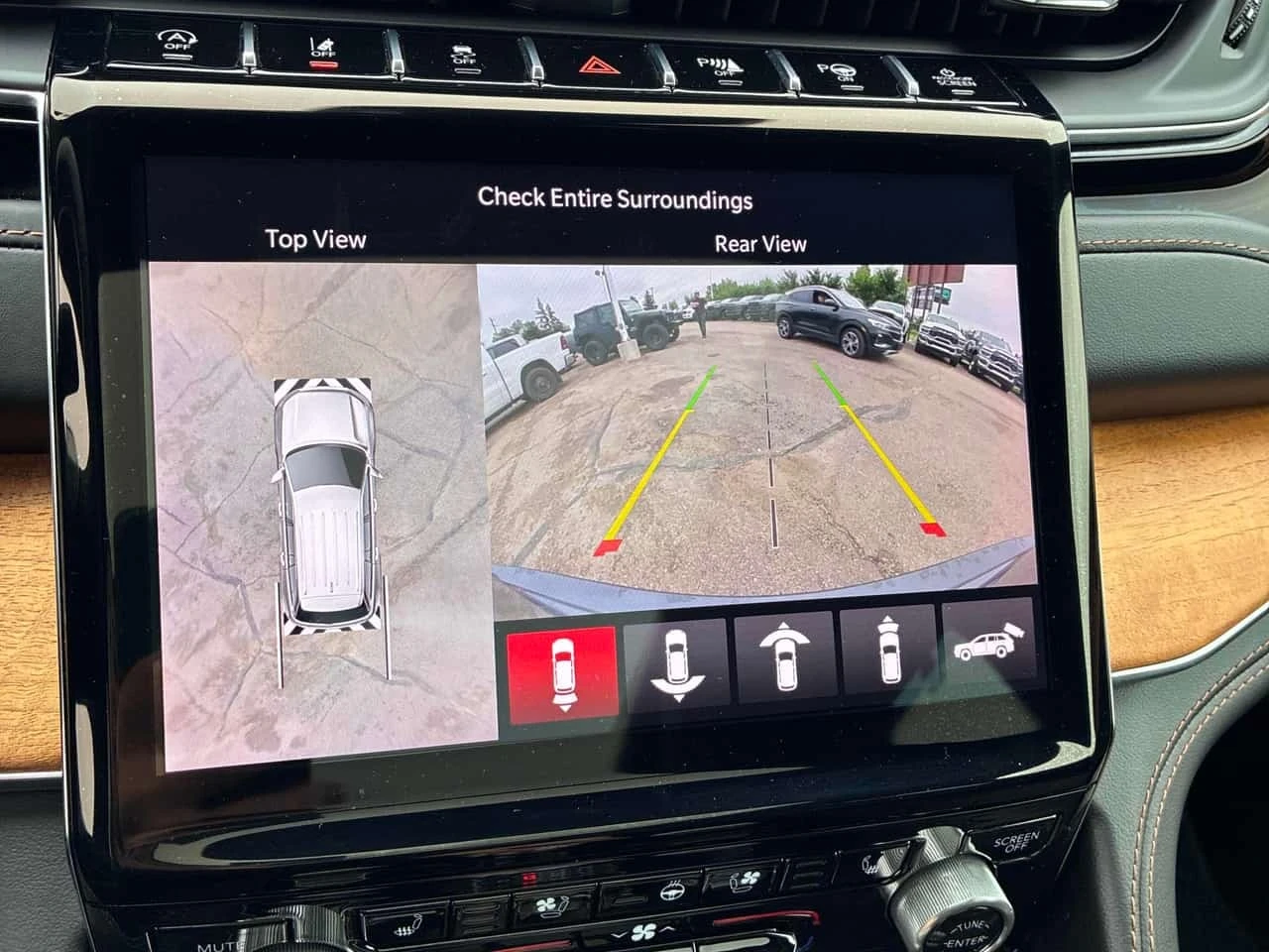 Jeep Grand cherokee Summit Reserve| HUD| ОБДУХ| 360| ПАМЕТ| , снимка 10 - Автомобили и джипове - 56163807
