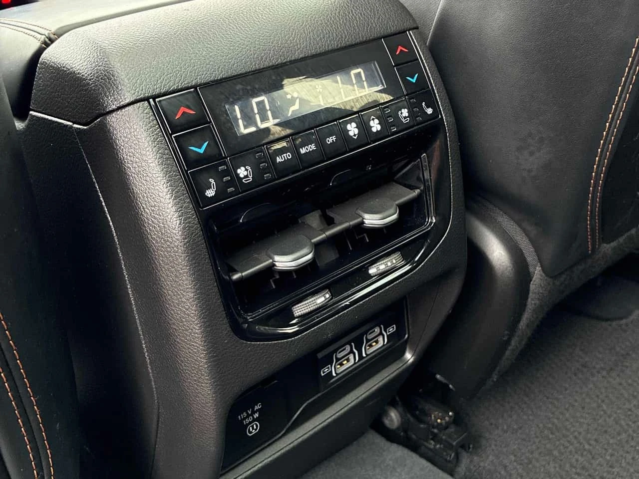 Jeep Grand cherokee Summit Reserve| HUD| ОБДУХ| 360| ПАМЕТ| , снимка 16 - Автомобили и джипове - 56163807