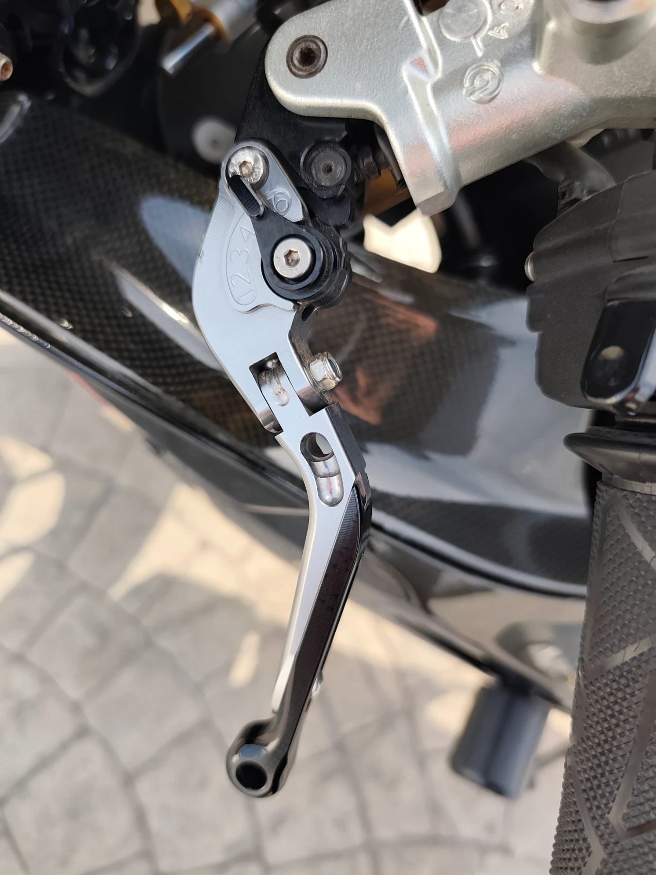 Aprilia RSV4 Factory  - изображение 10