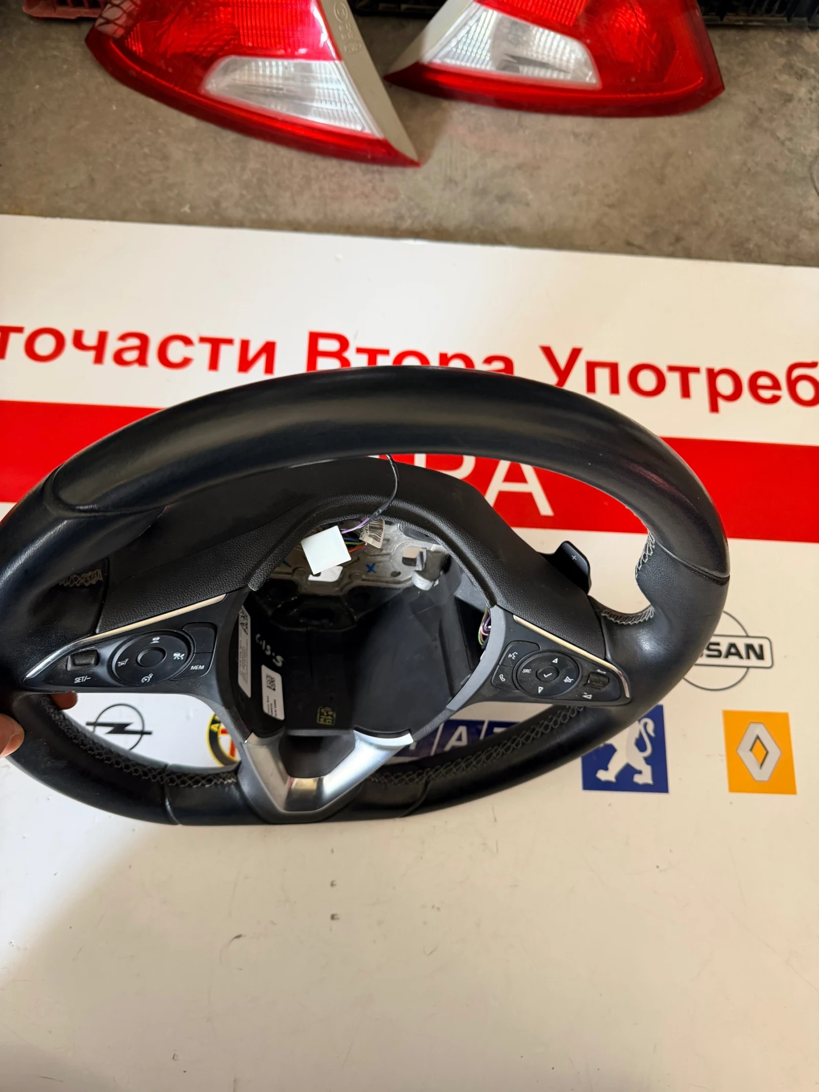 98356603YX Кожен мултифункционален волан OPEL MOKKA 2022 , снимка 2 - Части - 54179464