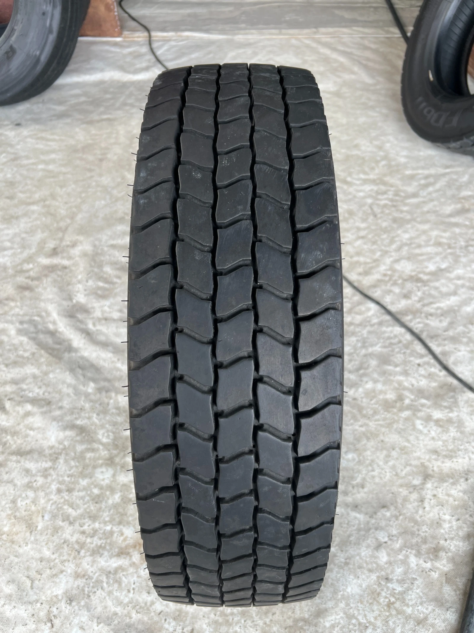  205/75R17.5 | Mobile.bg   1