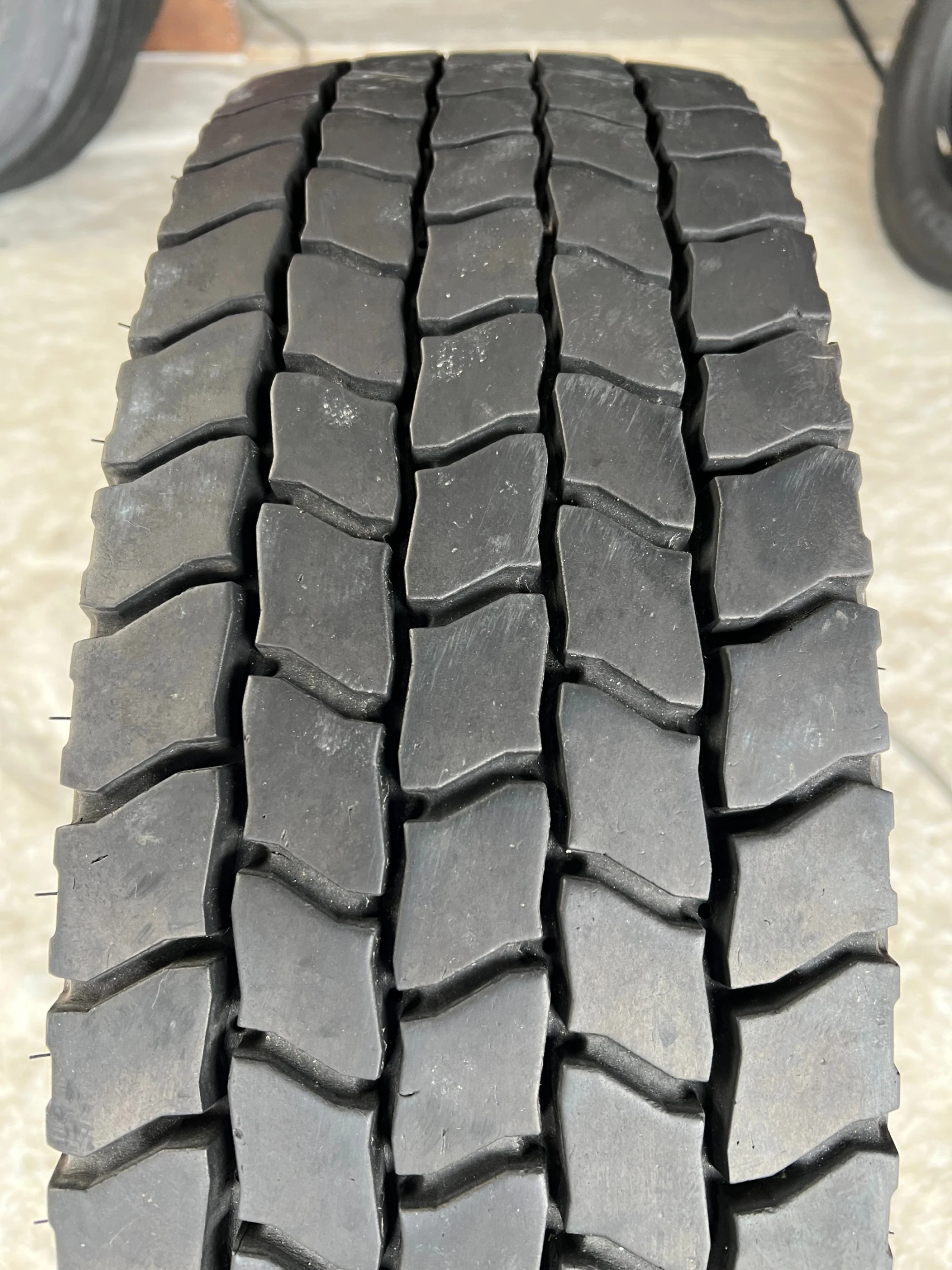  205/75R17.5 | Mobile.bg   2