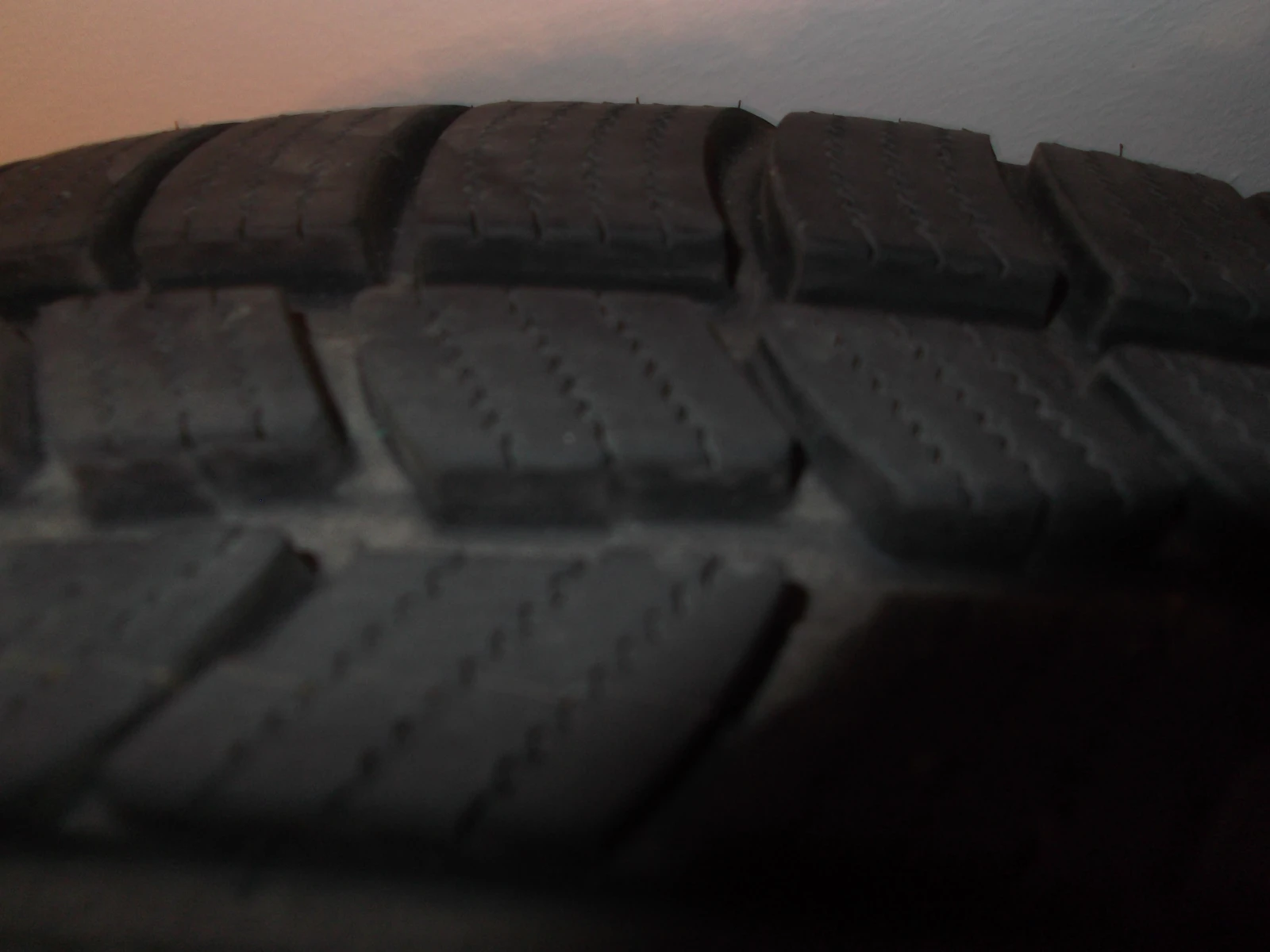 ���� � ������ 215/50R17 �� Kia Ceed | Mobile.bg � ����������� 5