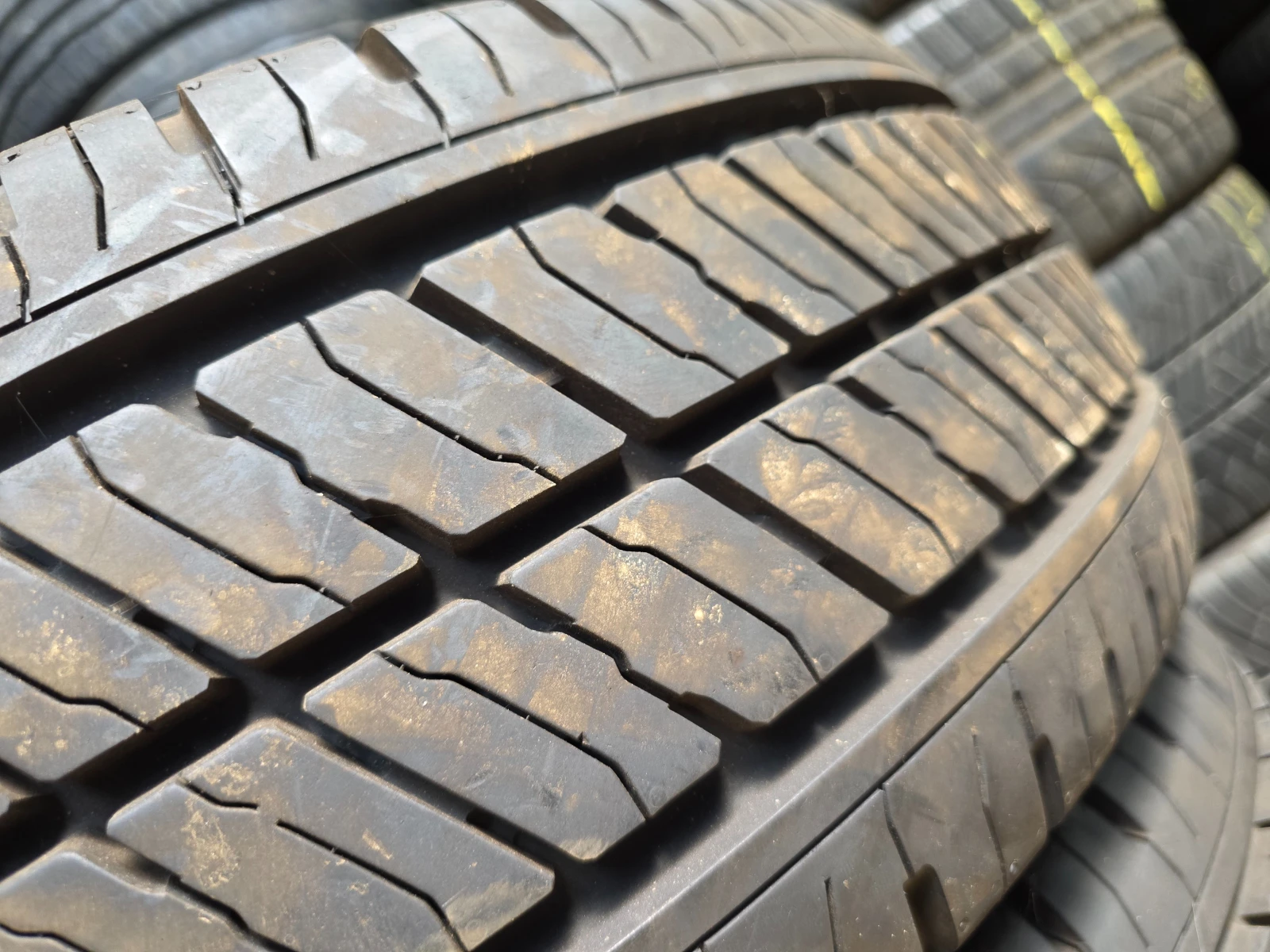 Гуми Летни 235/65R16