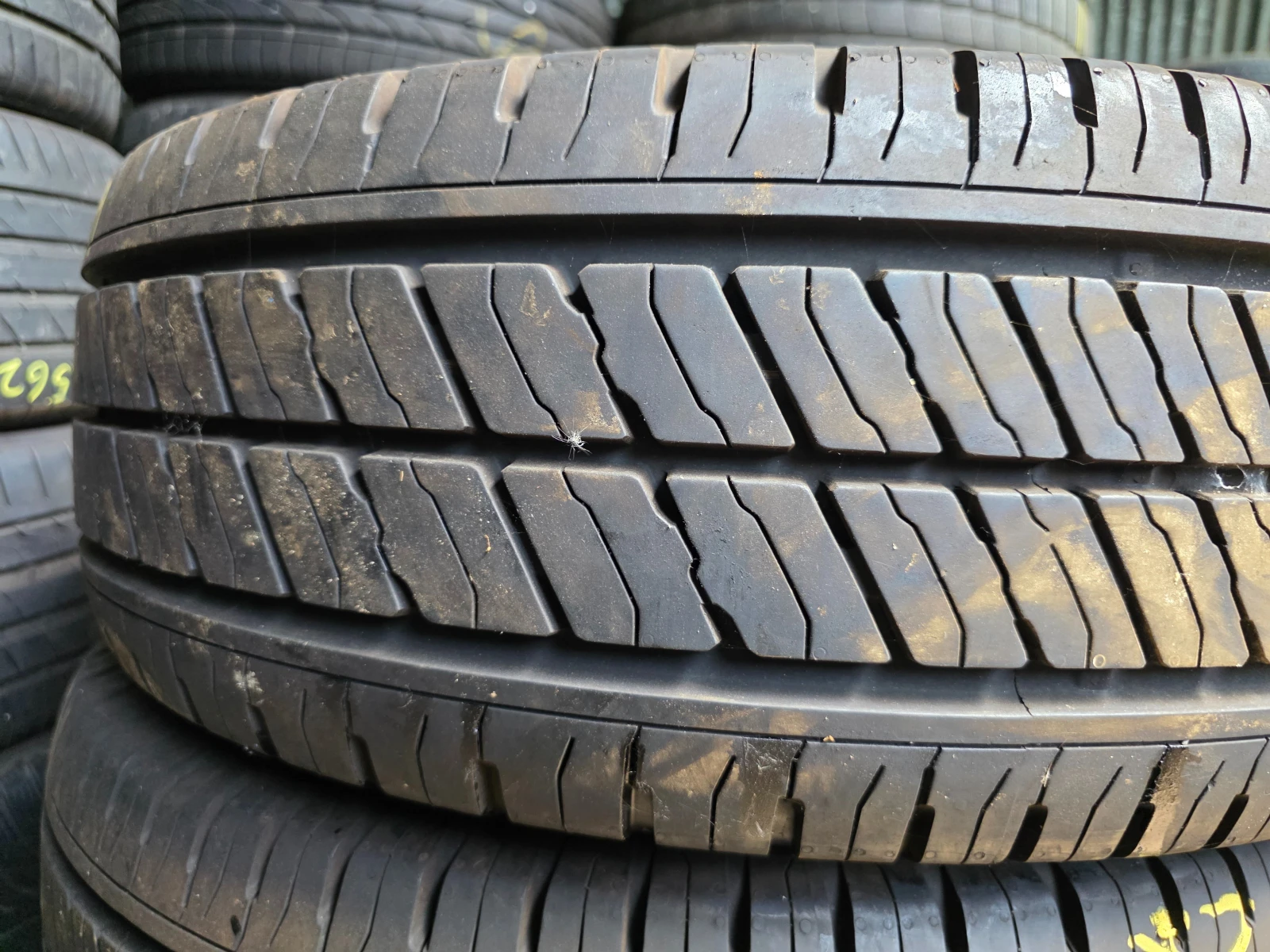 ���� 235/65R16 | Mobile.bg � ����������� 4