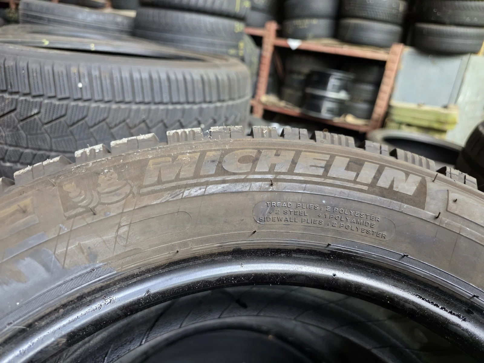 Гуми Зимни 215/60R17, снимка 7 - Гуми и джанти - 56724948