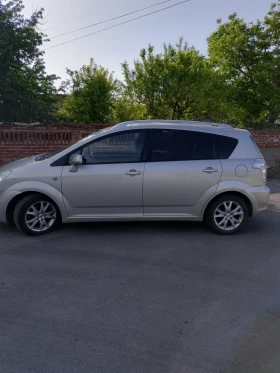 Toyota Corolla verso, снимка 4