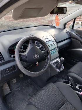 Toyota Corolla verso, снимка 5