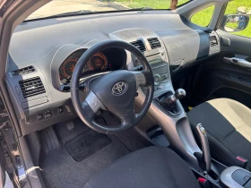 Toyota Auris, снимка 9