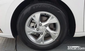 Hyundai Elantra 1.6 Smart, снимка 5