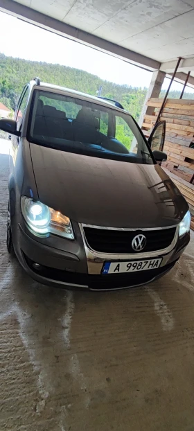 Обява за продажба на VW Touran ~8 500 лв. - изображение 4