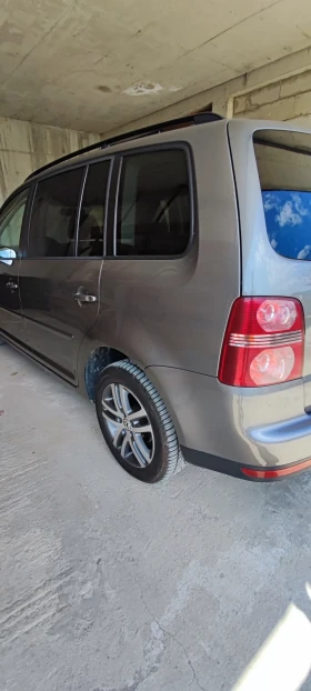 Обява за продажба на VW Touran ~8 500 лв. - изображение 11