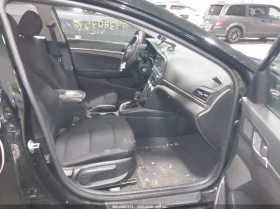 Hyundai Elantra 2l Se - 7000 € / 13690.81 лв. - 73964348 5