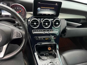Mercedes-Benz C 300 * CARFAX * КОМПЛЕКТ ГУМИ * ПОДГРЕВ, снимка 9