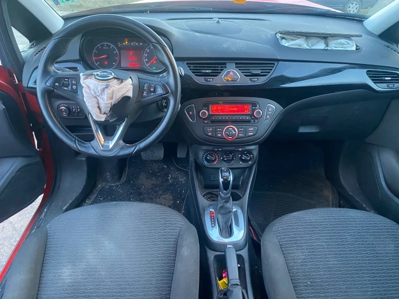 Opel Corsa 1.4 automatic, снимка 9 - Автомобили и джипове - 39070283