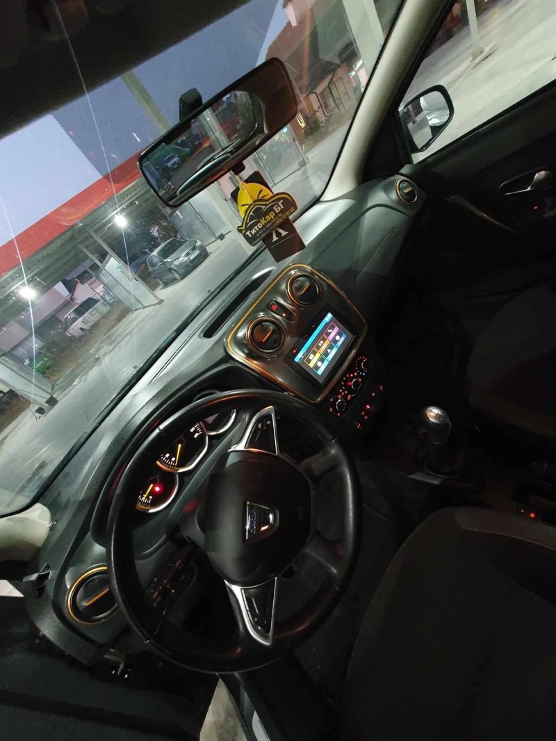 Dacia Sandero, снимка 10 - Автомобили и джипове - 46595299