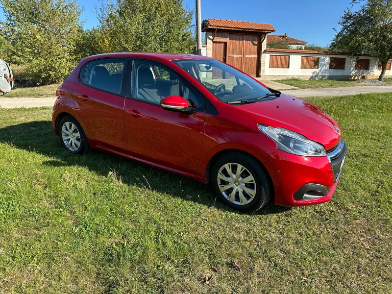 Peugeot 208, снимка 2 - Автомобили и джипове - 47387795