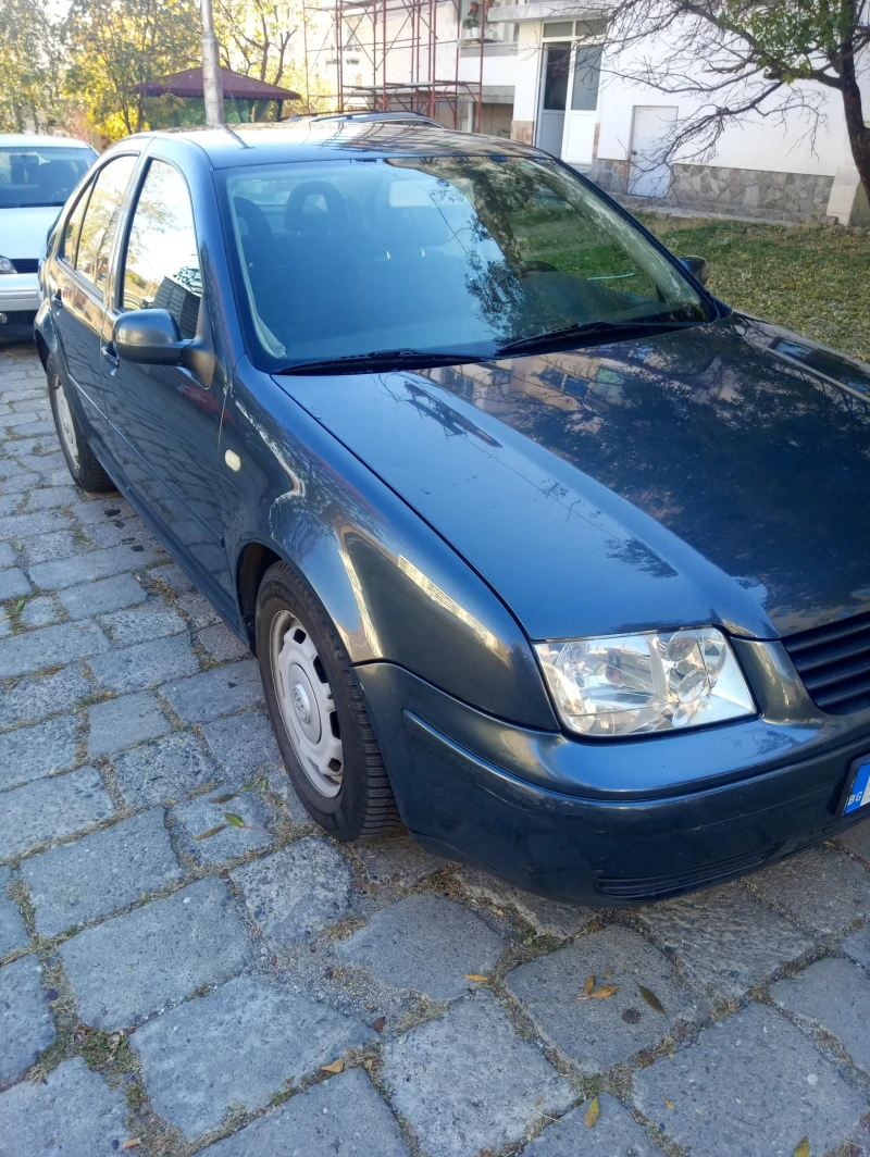 VW Bora, снимка 4 - Автомобили и джипове - 47652894