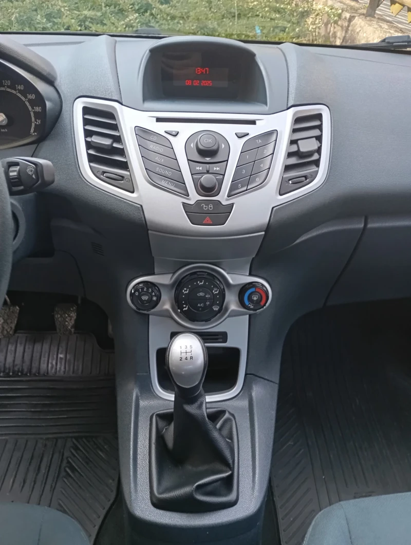 Ford Fiesta 1.3 16v Euro 5 , снимка 13 - Автомобили и джипове - 49034477