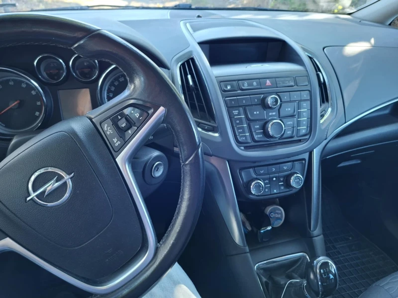 Opel Zafira 1.6 CNG, снимка 5 - Автомобили и джипове - 51449731