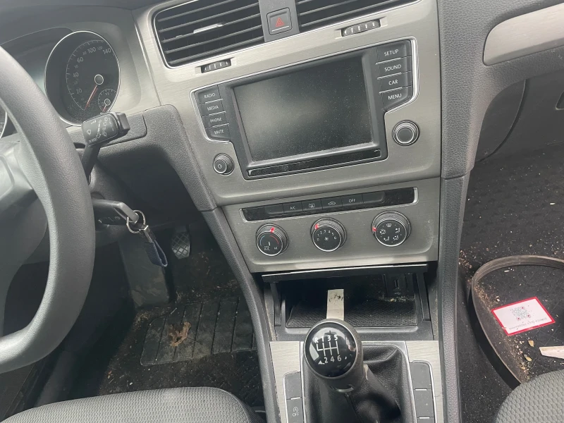 VW Golf 1.4 CNG, снимка 4 - Автомобили и джипове - 52311690