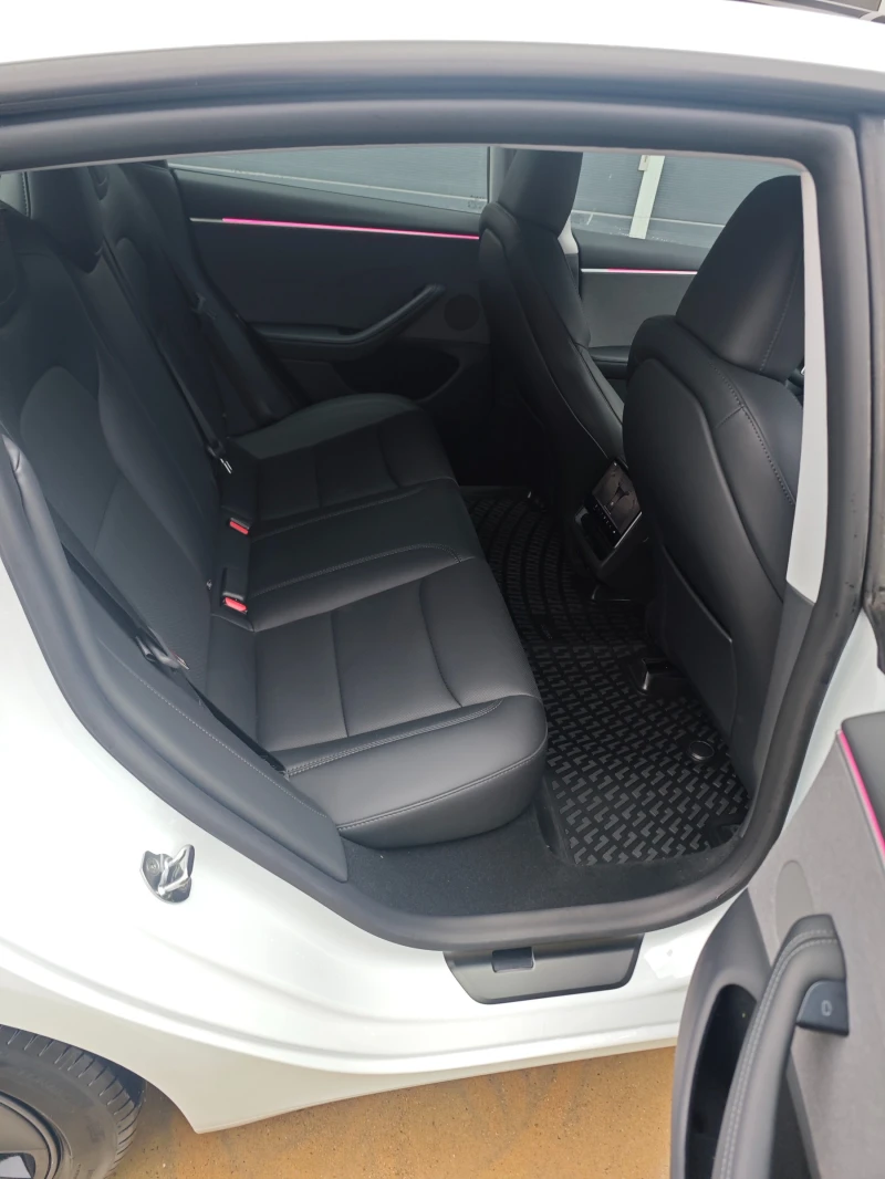 Tesla Model 3, снимка 10 - Автомобили и джипове - 52697587