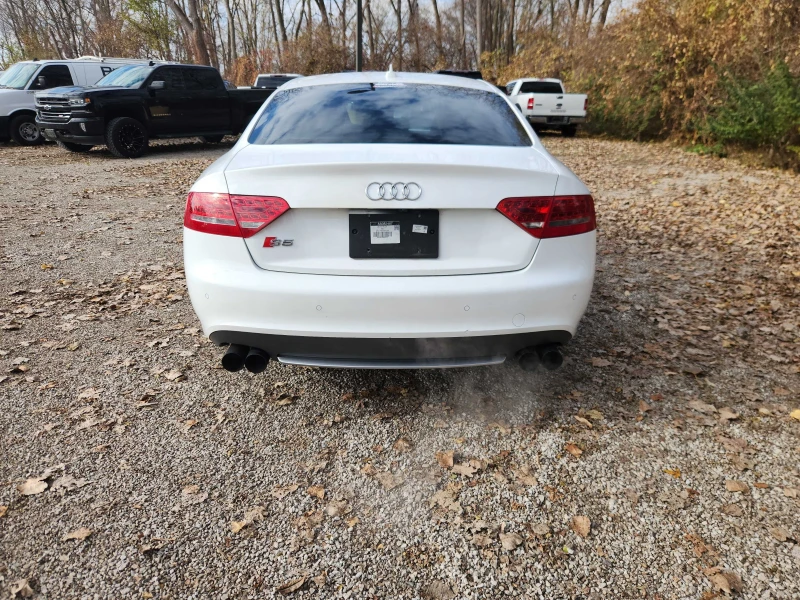 Audi S5 * CARFAX * БЕЗ ПЪРВОНАЧАЛНА ВНОСКА, снимка 5 - Автомобили и джипове - 52812717