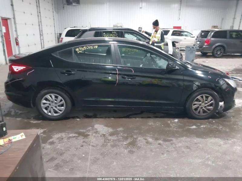 Hyundai Elantra 2l Se, снимка 13 - Автомобили и джипове - 53215205
