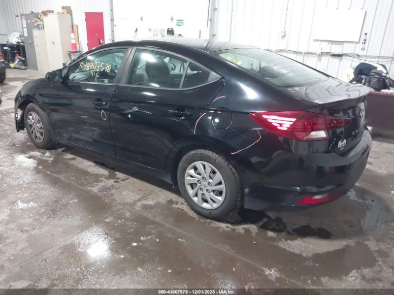 Hyundai Elantra 2l Se, снимка 3 - Автомобили и джипове - 53215205