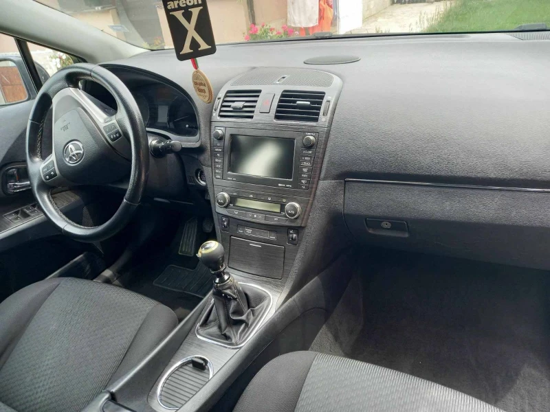 Toyota Avensis D-CAT, снимка 8 - Автомобили и джипове - 53272392