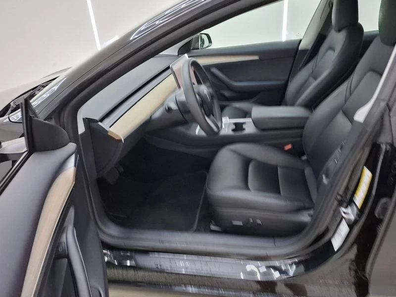 Tesla Model 3, снимка 7 - Автомобили и джипове - 54748415