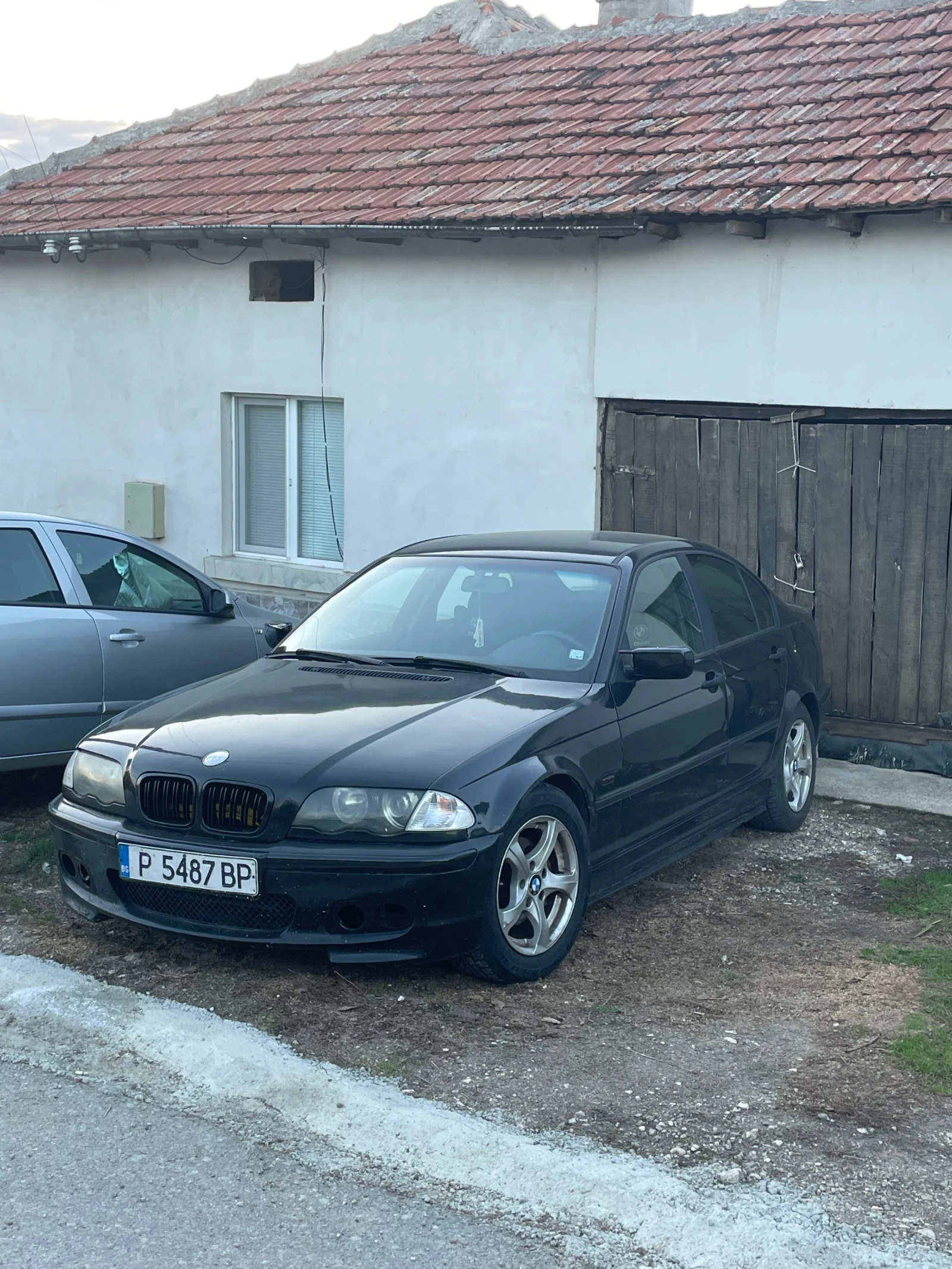 BMW 320, снимка 1
