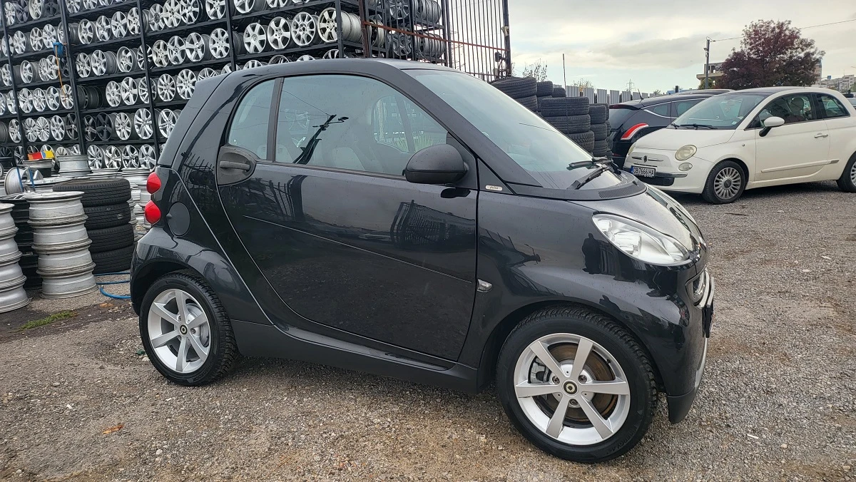 Smart Fortwo 0.8cdi PURE 54cv - изображение 4