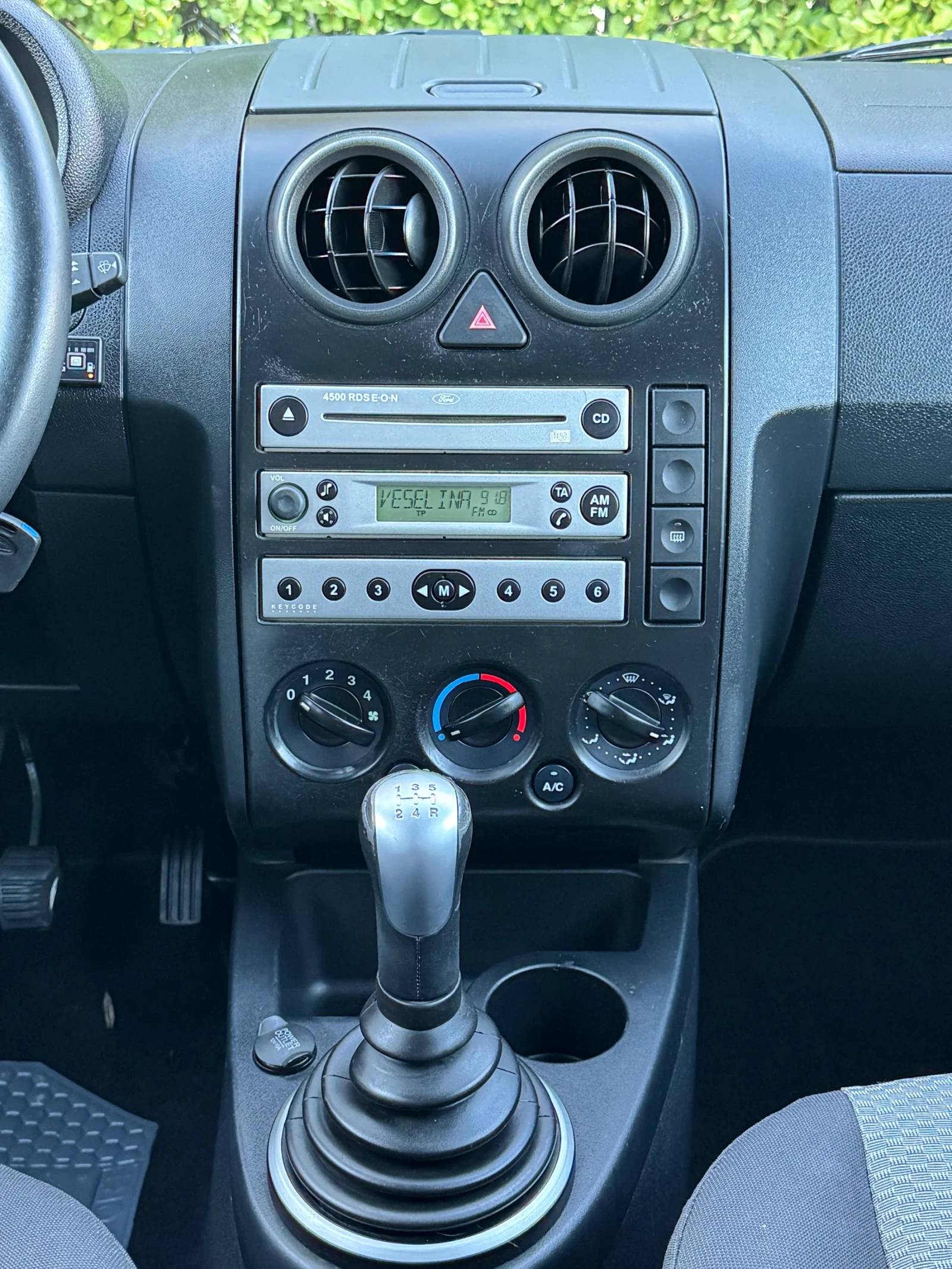 Ford Fusion 1.6i~100hp~LPG | Mobile.bg — изображение 13