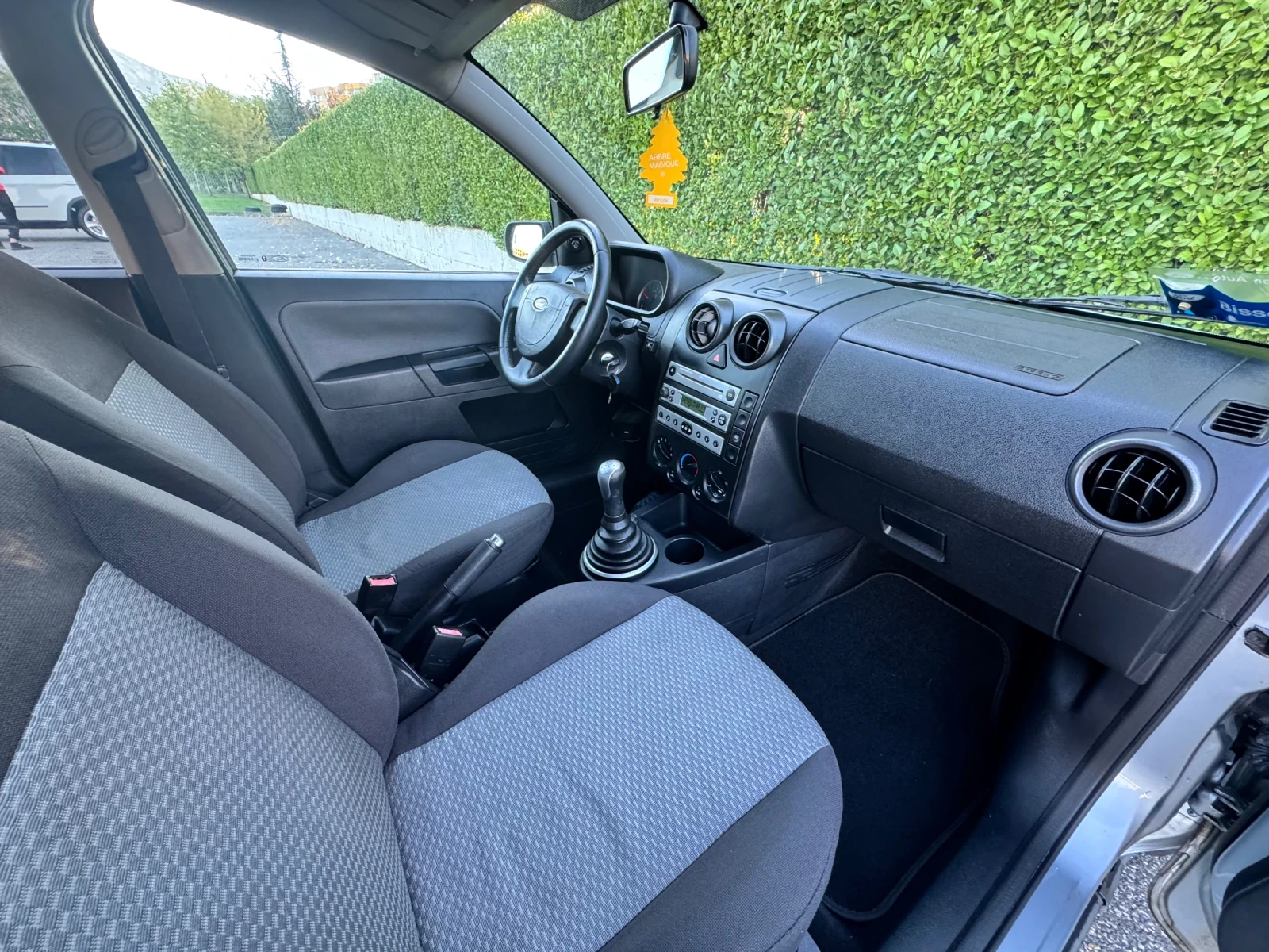 Ford Fusion 1.6i~100hp~LPG | Mobile.bg — изображение 14
