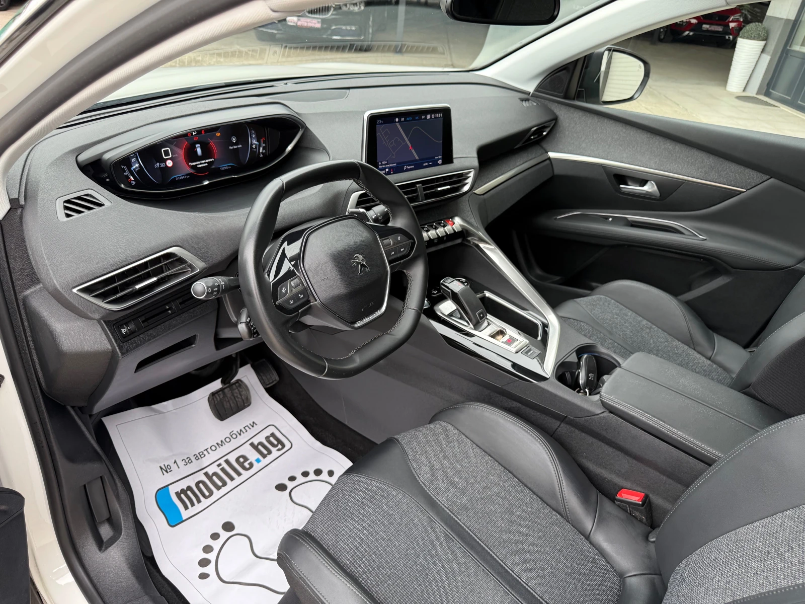 Peugeot 3008 1.5HDI ALLURE  - изображение 8