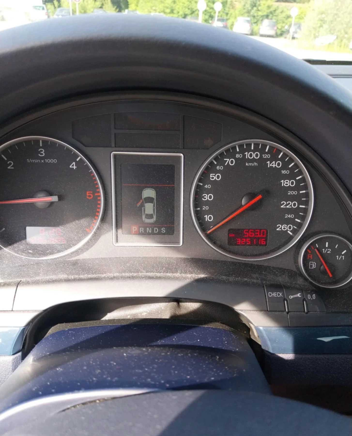 Audi A4  - изображение 7
