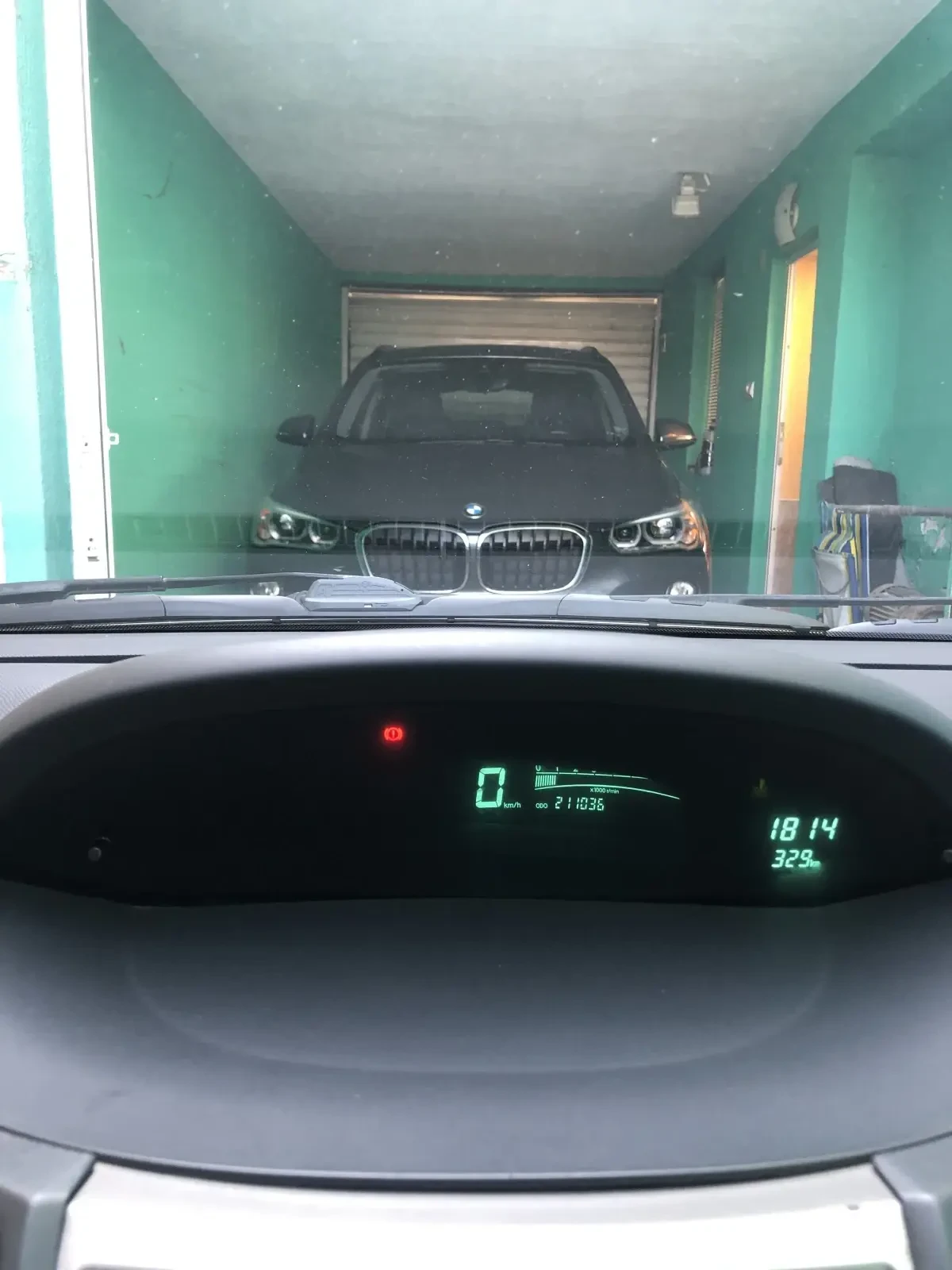 Toyota Yaris  - изображение 6