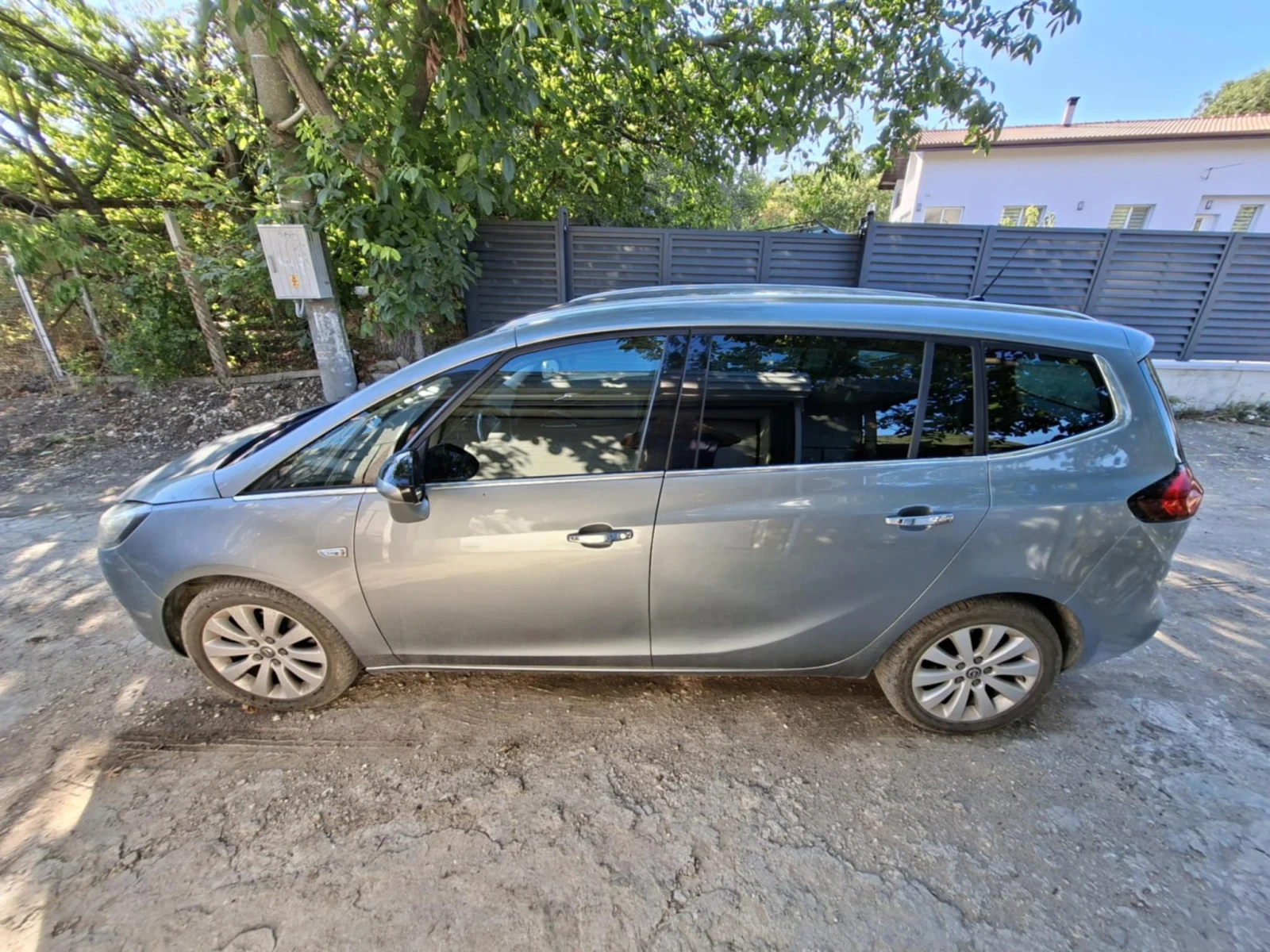Opel Zafira 1.6 CNG - изображение 3