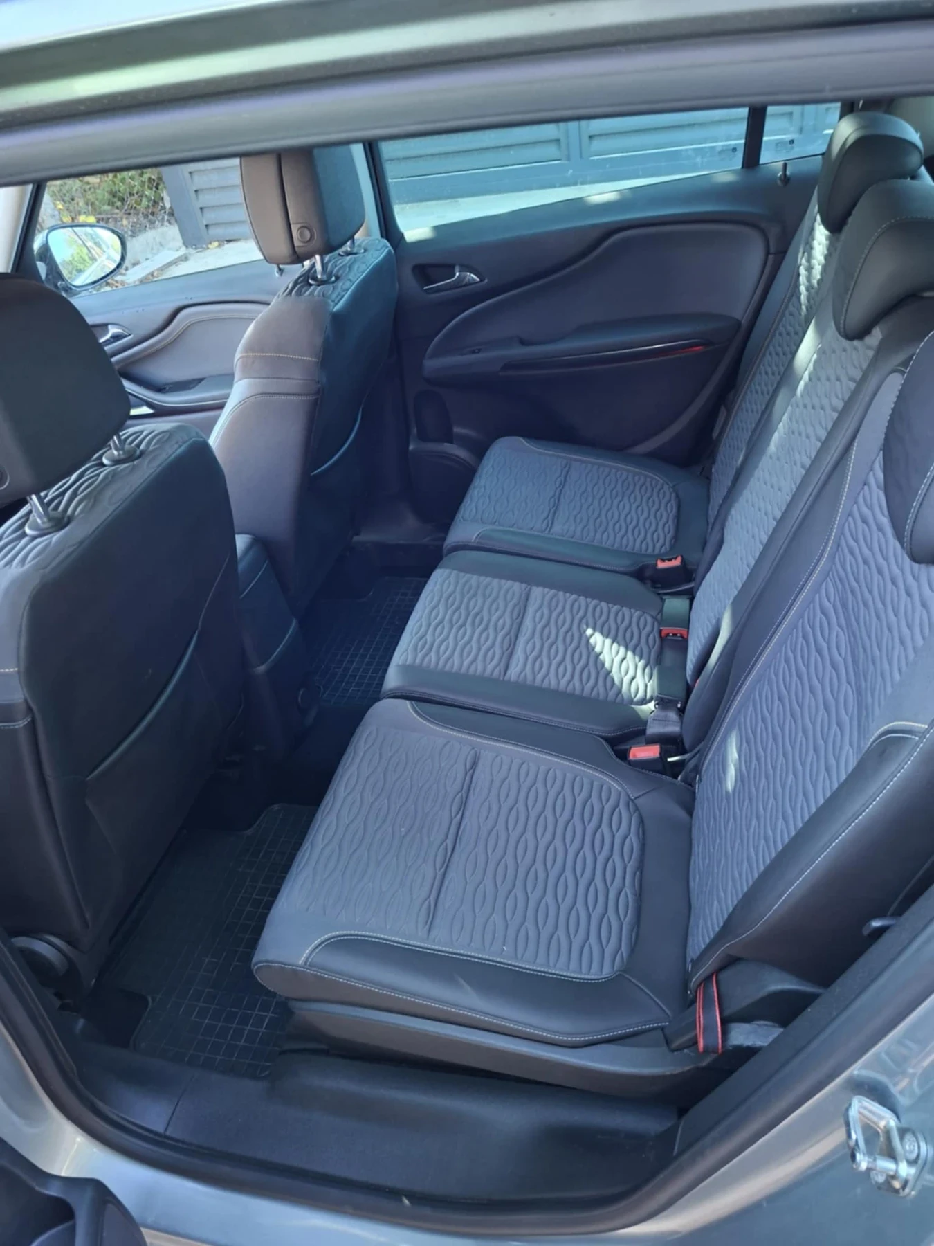 Opel Zafira 1.6 CNG - изображение 7