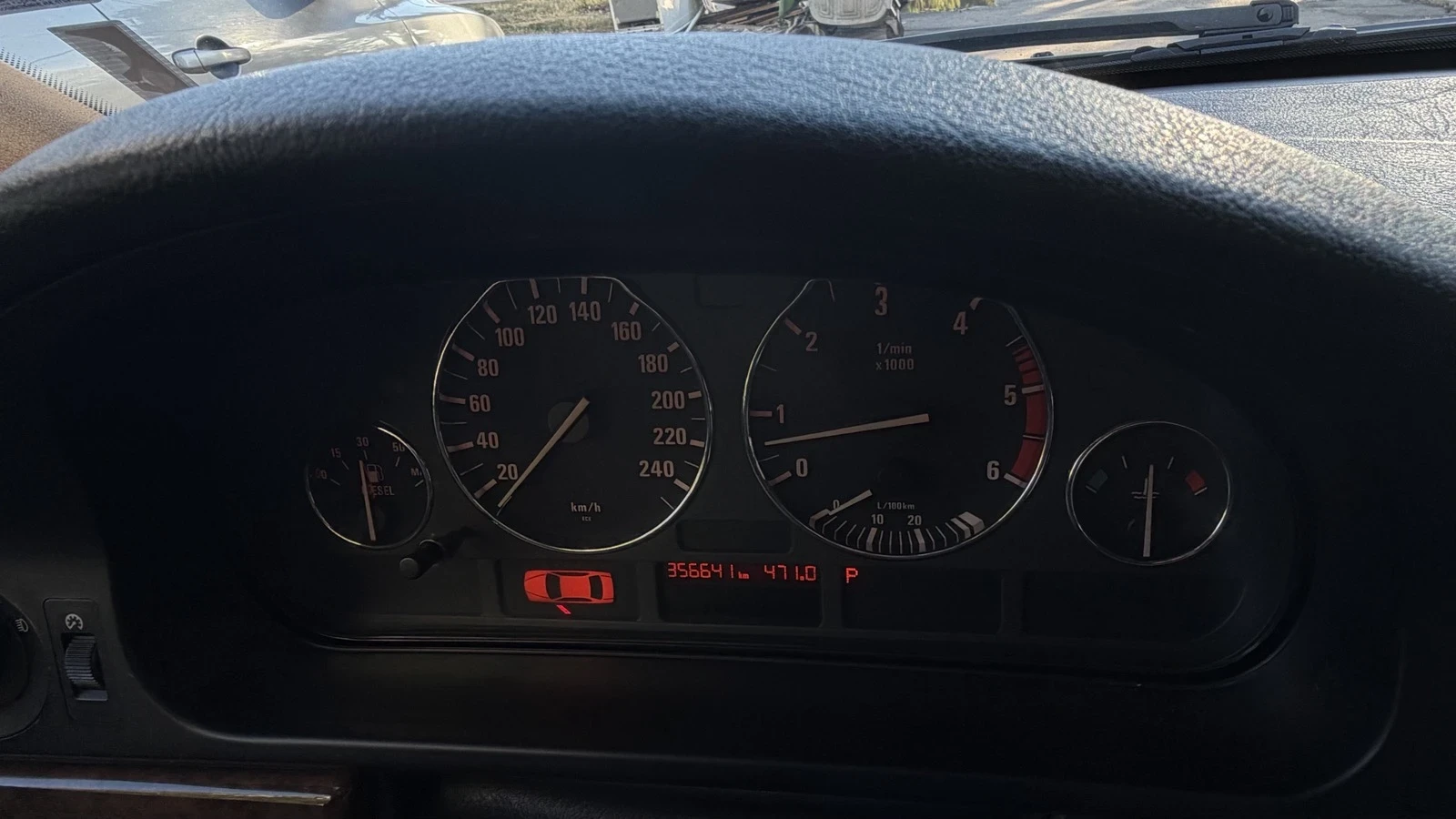 BMW 525 Tds - изображение 8