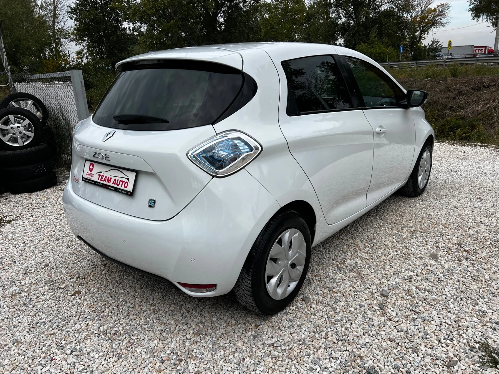 Renault Zoe  LIFE R240 - изображение 6