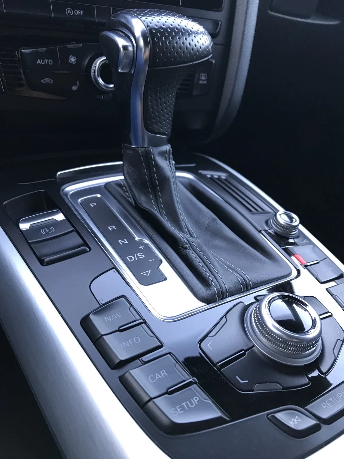 Audi A4 3.0 TDI Avant S-line 300 �.�. Quattro ABT | Mobile.bg � ����������� 11