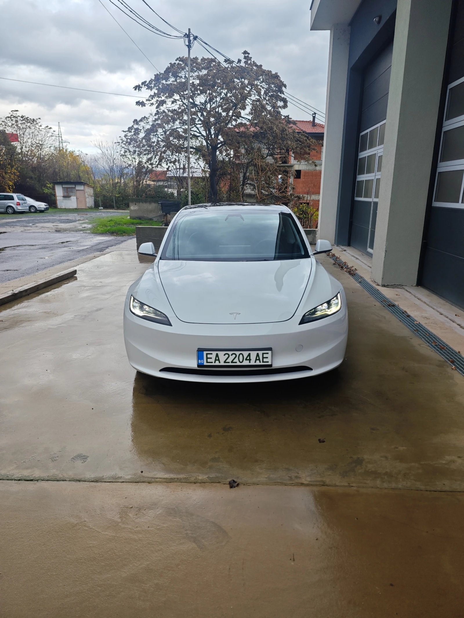 Tesla Model 3  - изображение 3